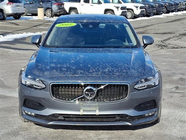 2017 Volvo S90 T6 Momentum 2017 Volvo S90 T6 Momentum