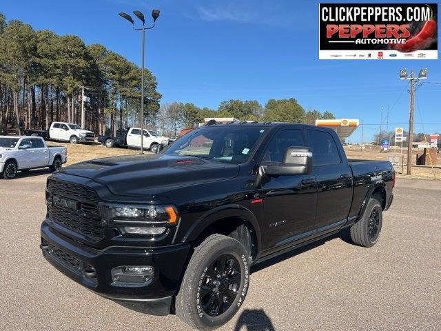 2024 RAM 3500 Limited Crew Cab 4x4 64 Box