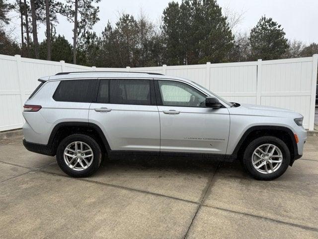 2023 Jeep Grand Cherokee L Laredo 4x2