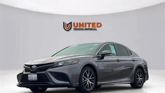 2022 Toyota Camry SE