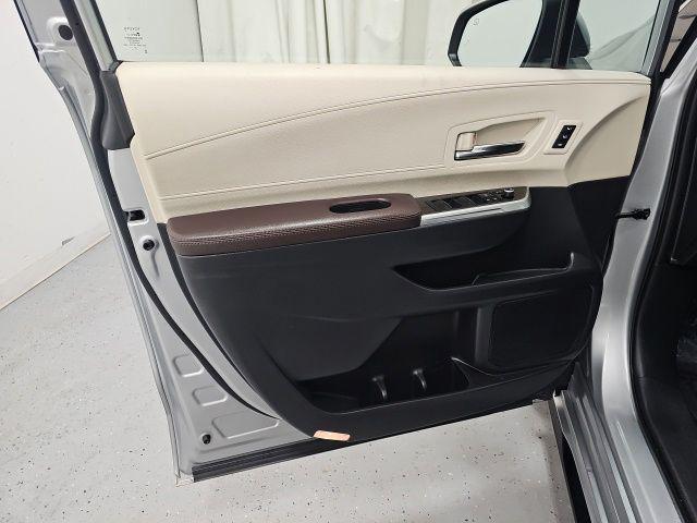 2022 Toyota Sienna Platinum