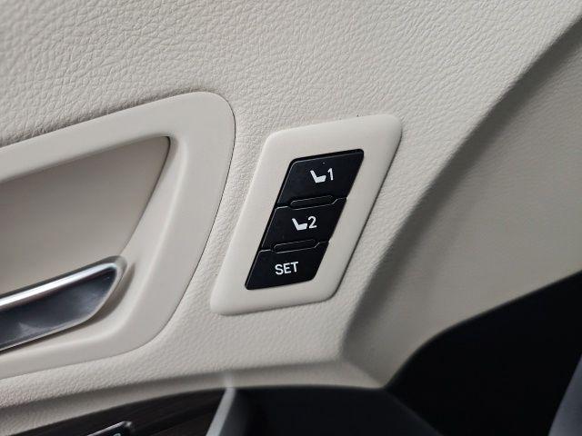 2022 Toyota Sienna Platinum