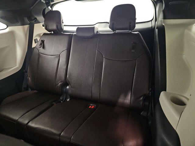 2022 Toyota Sienna Platinum