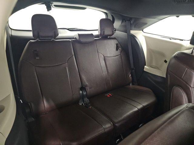 2022 Toyota Sienna Platinum