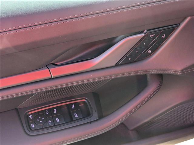 2025 Porsche Taycan 4S
