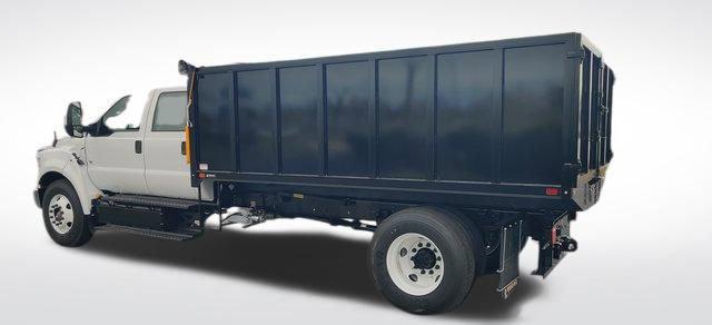 2025 Ford F-650 Base