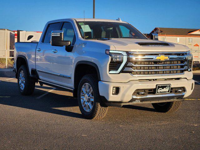 2025 Chevrolet Silverado 3500HD High Country 4WD