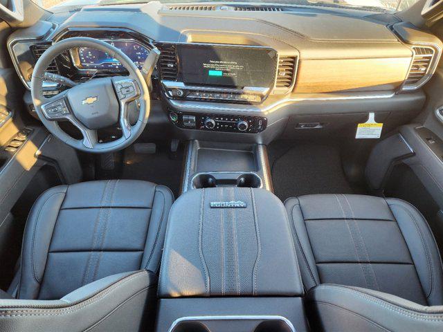 2025 Chevrolet Silverado 3500HD High Country 4WD