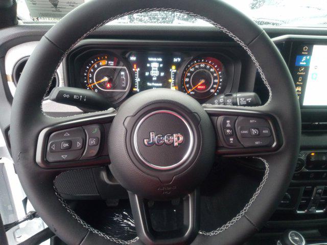 2025 Jeep Wrangler 4-Door Summit 4x4