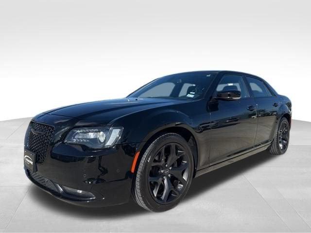 2022 Chrysler 300 S