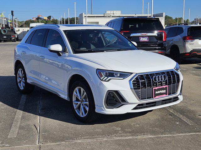 2024 Audi Q3 Premium 45 TFSI S line quattro Tiptronic