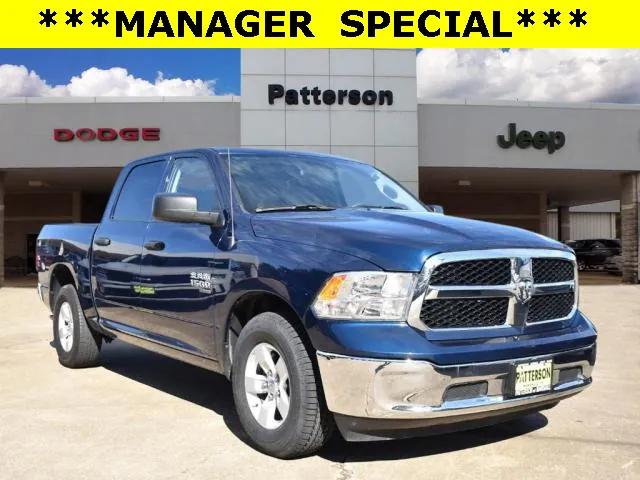 2022 RAM 1500 Classic SLT Crew Cab 4x2 57 Box