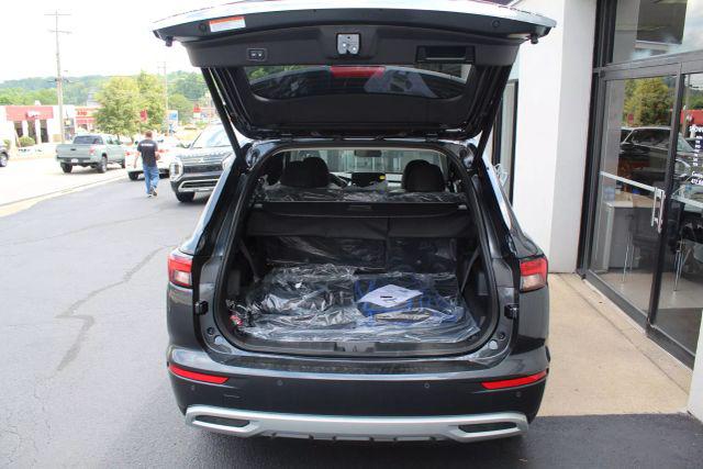 2025 Mitsubishi Outlander PHEV SE S-AWC