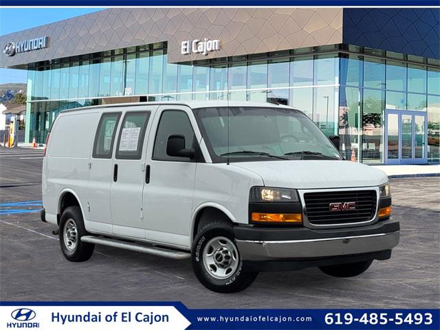 2022 GMC Savana Cargo