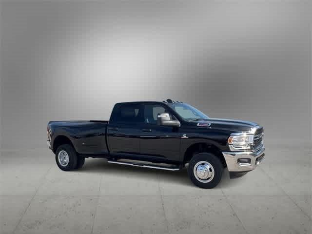 2024 RAM Ram 3500 RAM 3500 TRADESMAN CREW CAB 4X4 8 BOX