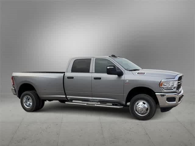 2024 RAM Ram 3500 RAM 3500 TRADESMAN CREW CAB 4X4 8 BOX