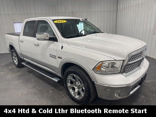 2017 RAM 1500 Laramie Crew Cab 4x4 57 Box