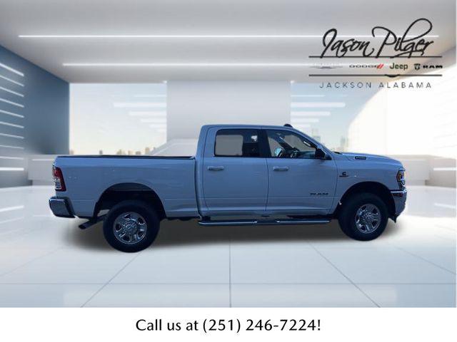 2022 RAM 2500 Big Horn Crew Cab 4x4 64 Box