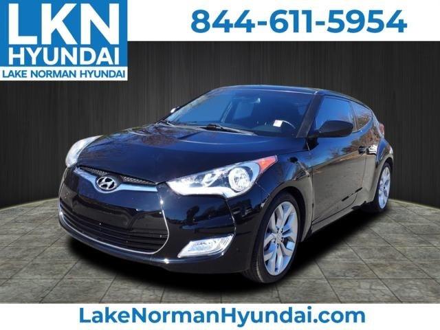 2013 Hyundai Veloster Base w/Black