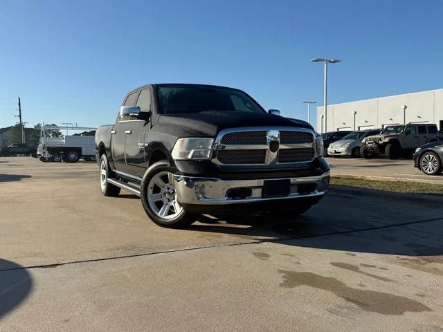 2018 RAM 1500 Lone Star Silver Crew Cab 4x2 57 Box