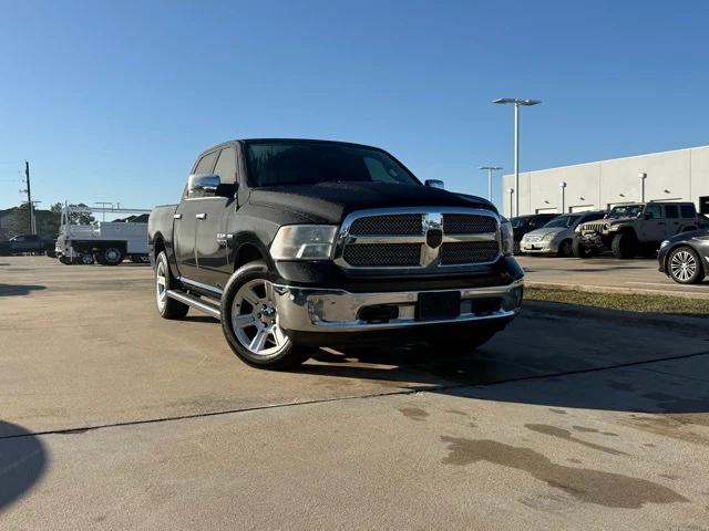 2018 RAM 1500 Lone Star Silver Crew Cab 4x2 57 Box