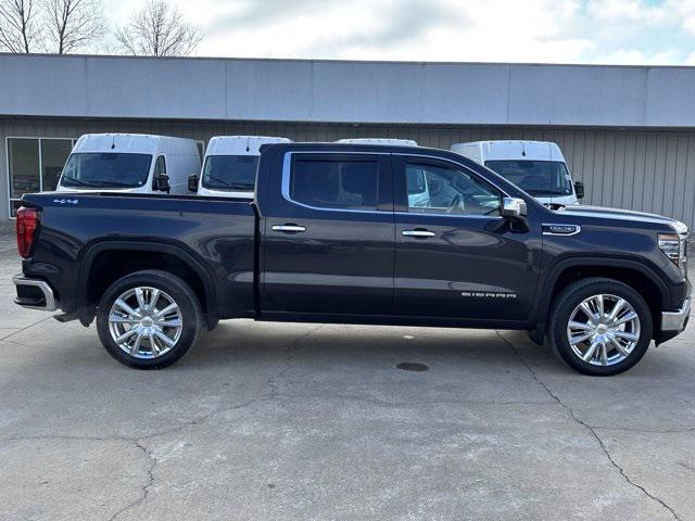 2022 GMC Sierra 1500 4WD Crew Cab Short Box SLT