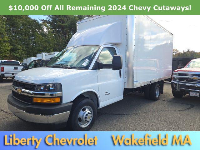 2024 Chevrolet Express Cutaway 4500 Van for sale in Wakefield, MA