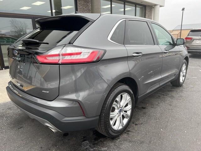 2022 Ford Edge Titanium