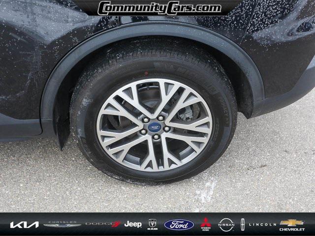 2022 Ford Escape SEL