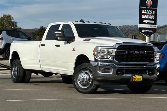 2024 RAM Ram 3500 RAM 3500 TRADESMAN CREW CAB 4X4 8 BOX