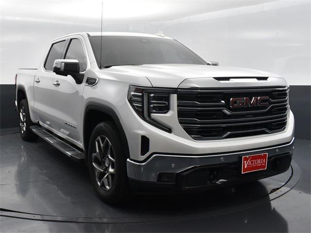 2022 GMC Sierra 1500 2WD Crew Cab Short Box SLT