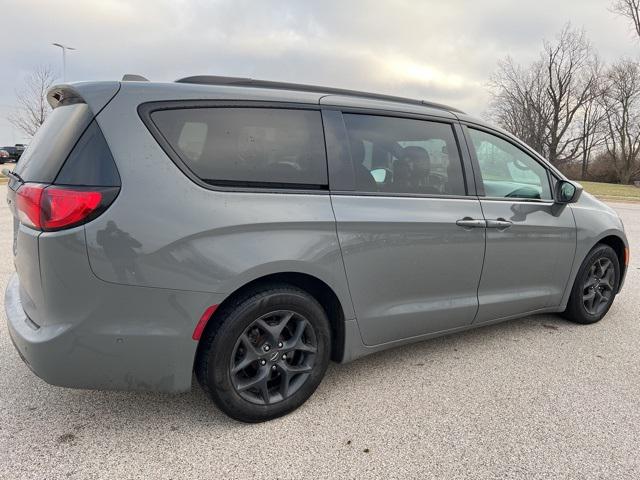 2020 Chrysler Pacifica Touring