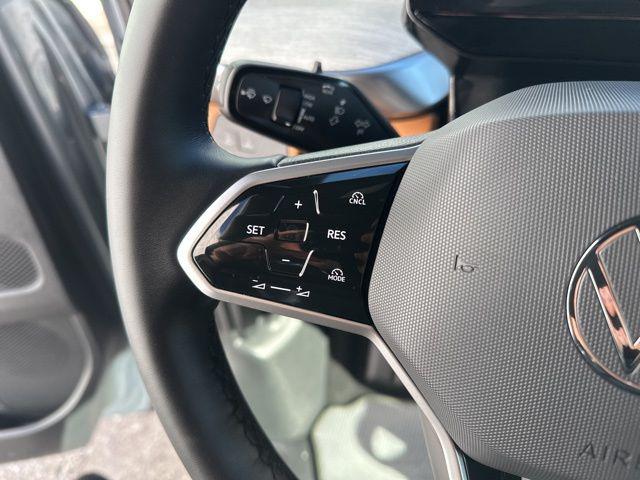 2025 Volkswagen ID. Buzz Pro S