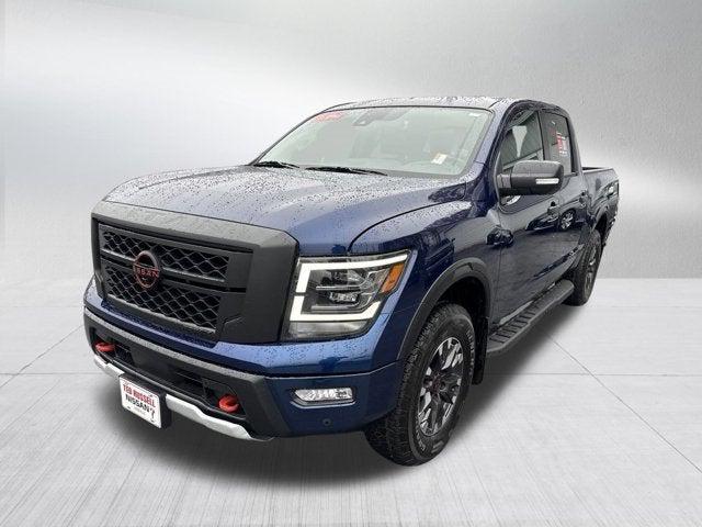 2023 Nissan TITAN Crew Cab PRO-4X 4x4 2023 Nissan TITAN Crew Cab PRO-4X 4x4