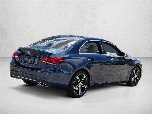 2021 Mercedes-Benz A 220 A 220