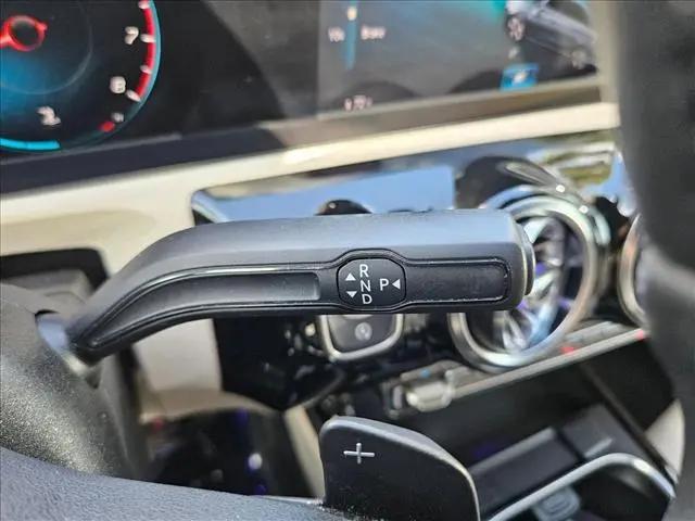 2021 Mercedes-Benz A 220 A 220