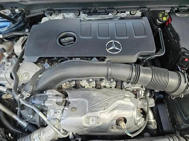 2021 Mercedes-Benz A 220 A 220
