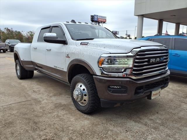 2022 RAM 3500 Limited Longhorn Mega Cab 4x4 64 Box