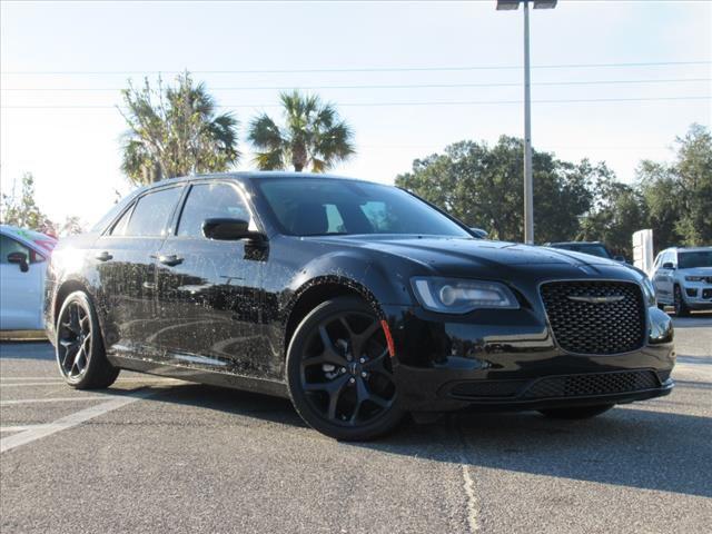 2022 Chrysler 300 Touring