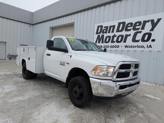 2017 RAM 3500 Chassis Tradesman/SLT
