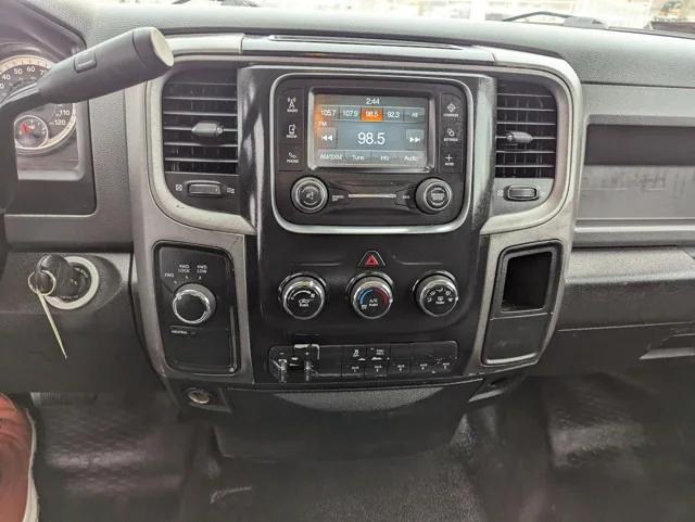 2017 RAM 3500 Chassis Tradesman/SLT