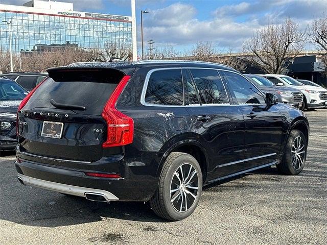 2020 Volvo XC90 T6 Momentum 7 Passenger