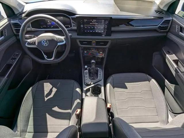 2025 Volkswagen Taos 1.5T SE Black