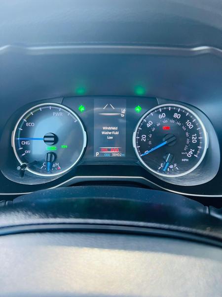 2020 Toyota RAV4 Hybrid XLE