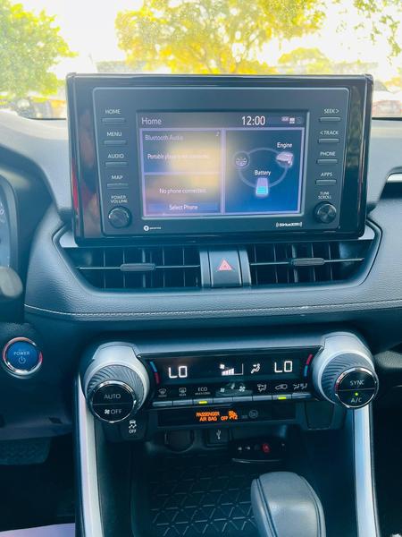 2020 Toyota RAV4 Hybrid XLE