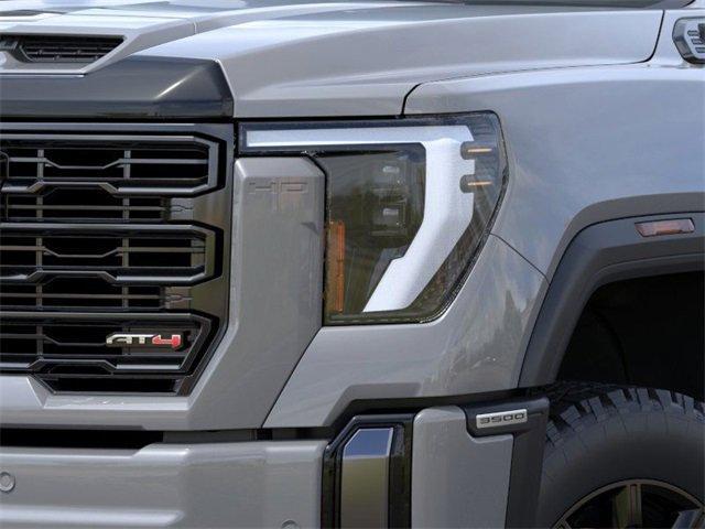 2025 GMC Sierra 3500HD 4WD Crew Cab Standard Bed AT4