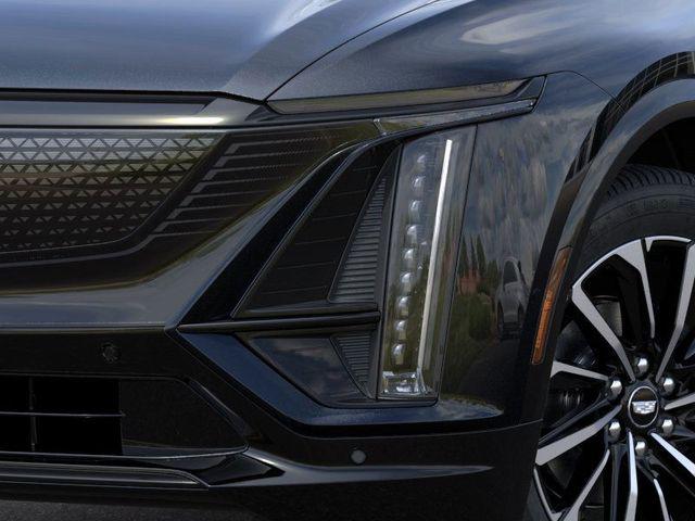 2025 Cadillac iQ Sport 2 RWD