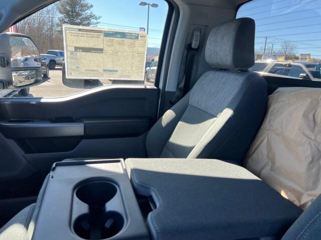 2024 Ford 600 XLT