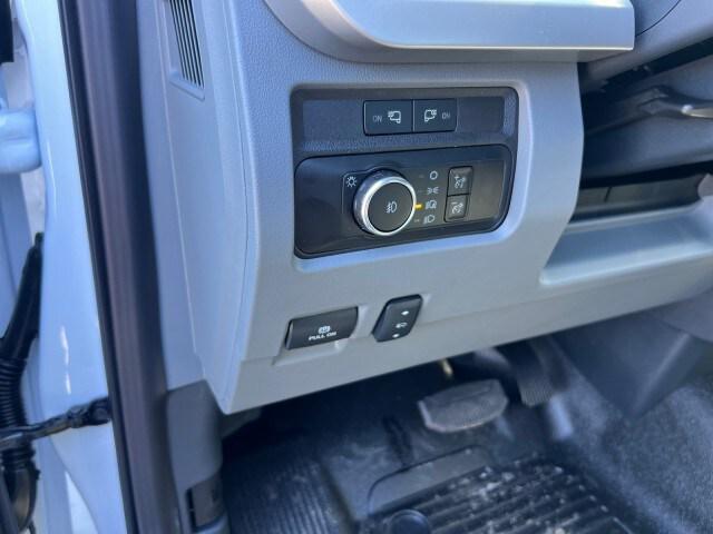 2024 Ford 600 XLT