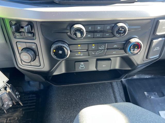 2024 Ford 600 XLT